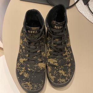 Nobull mid trainers